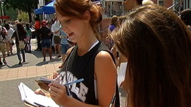 Student activists at Temple University helped newcomers resister to vote on Thursday during move in day. NBC10's Rosemary Connors spoke to students and RNC Honorary Delegate Renee Amoore about  the importance of the youth voting in the 2012 election.