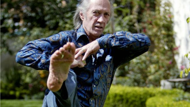 Carradine Death Photos Show Fishnets, Wig: Report