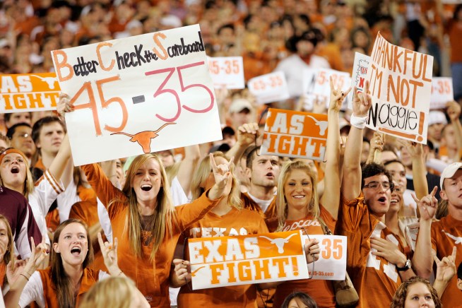 A College Football Playoff System?  Yes We Can!