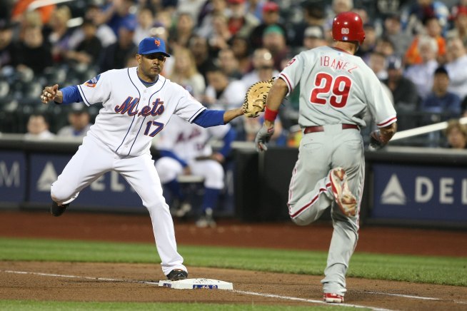Wright's 2-out, 2-run HR rallies Mets past Madson, Phils in 9th