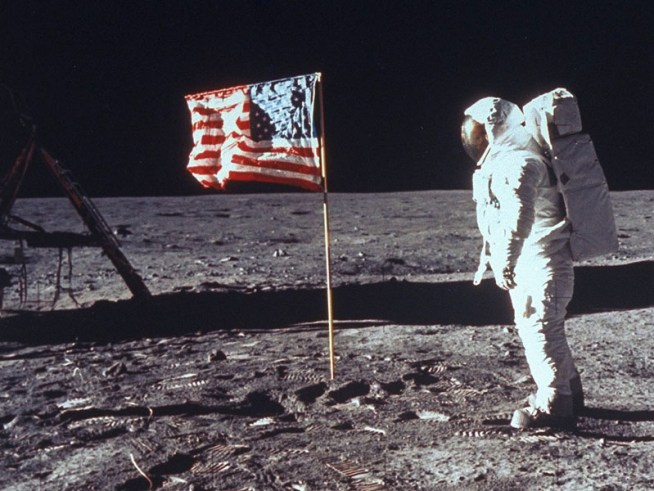 Save the Date: So You're Dating an Astronaut