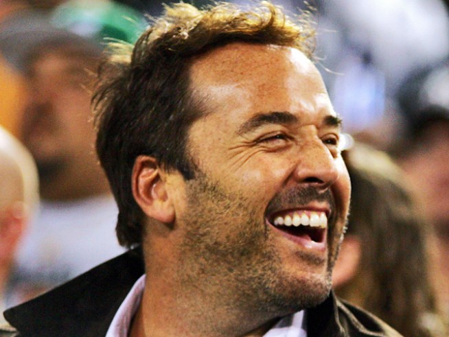 Jeremy Piven Says Soy Milk Man-Boobs Claim Was a Joke