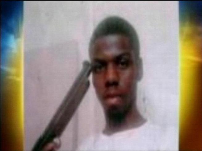 A robbery suspect tipped off police by taking a picture of himself with the victim's cell phone.