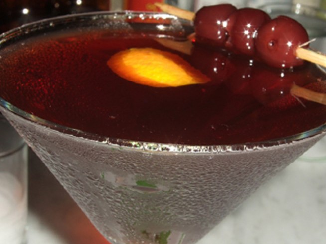 Apothecary Bar + Lounge: What the Doctor Ordered