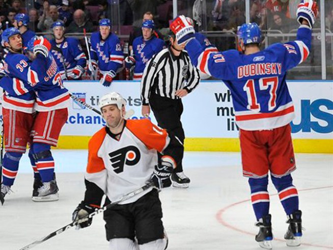 Flyers Lose to Rangers, 3-1