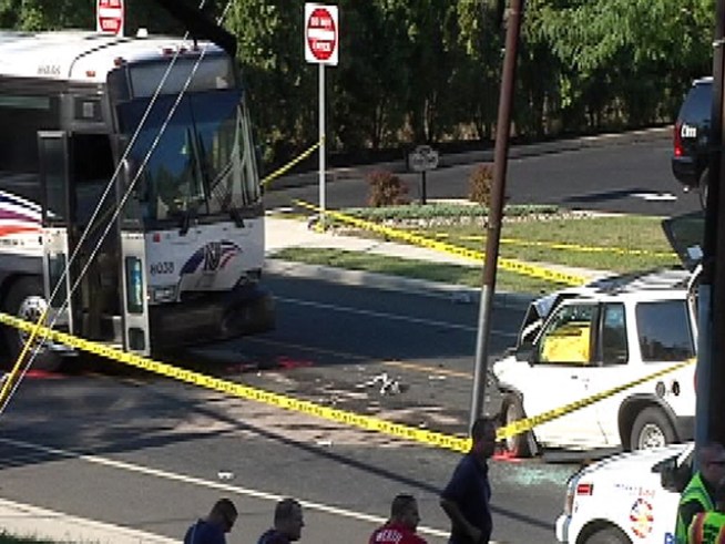 1 Dead, 10 Injured in NJ Transit Bus Crash