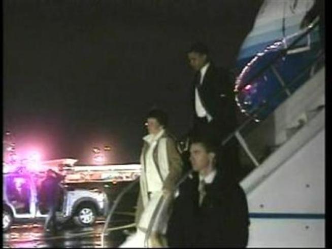 President-elect Barack Obama arrived in Philadelphia Monday night in preparation for the National Governors Conference Tuesday.