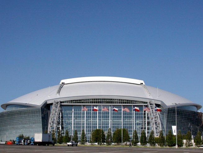 NFL Royalty Parties at the House That Jerry Built