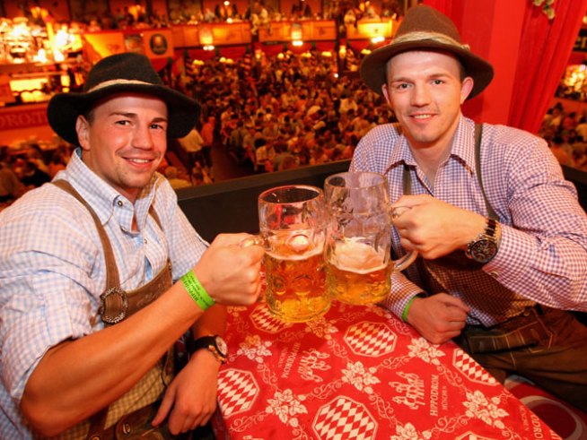 9/2: Laughs, Lager and a Ladder Party