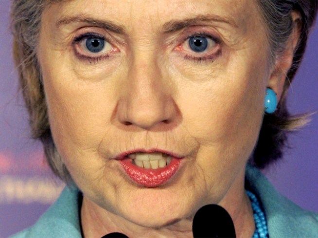 Clinton: World "Will Not Wait" for Iran