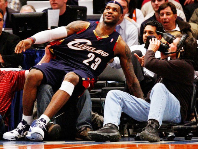 LeBron Already Selling Knicks Tickets