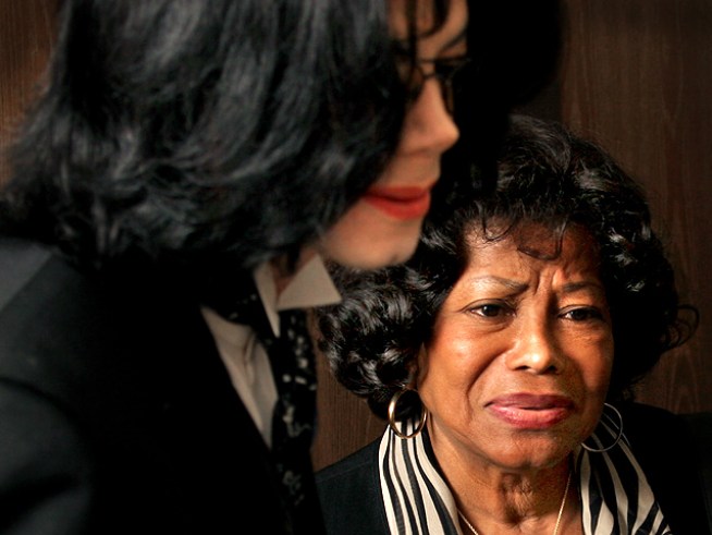 Michael Jackson's Mom, Kids Get $86,804 Monthly