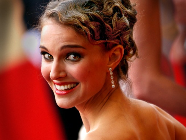 Natalie Portman Spices Things Up on "Top Chef"