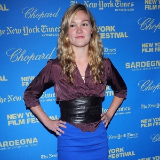 Julia Stiles Set For David Mamet Play On Broadway