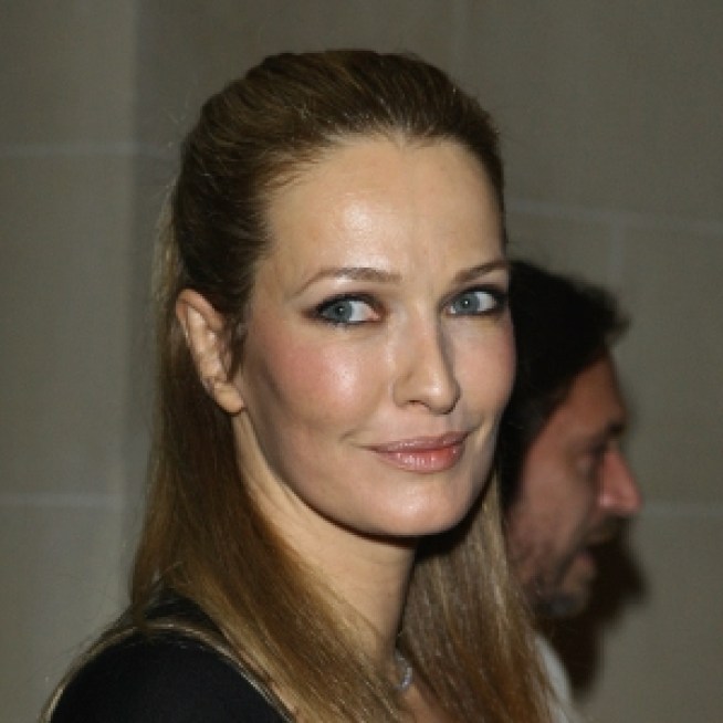 Report: Supermodel Karen Mulder Being Held By Police In France