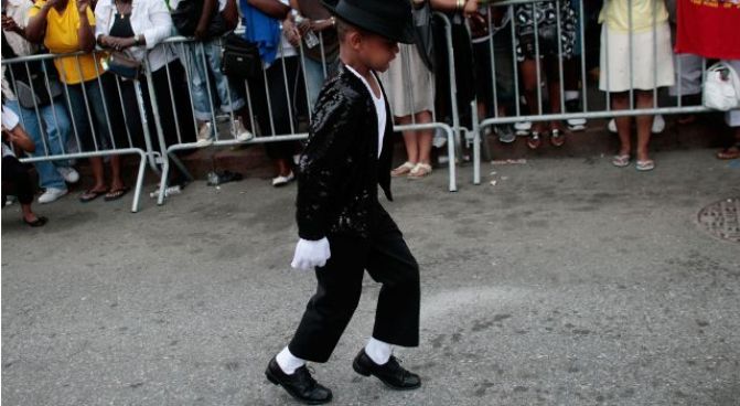 Moonwalkers Of The World Unite