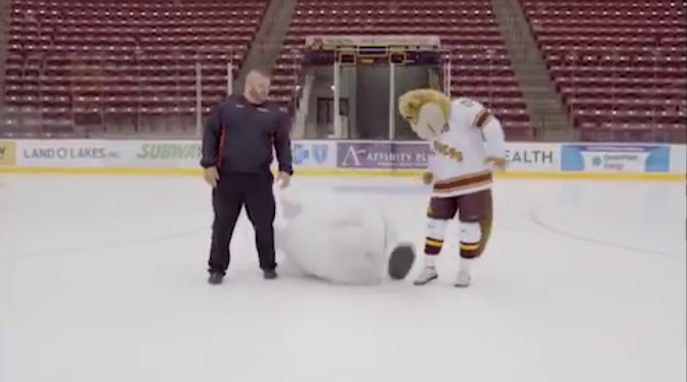 White Bear Mitsubishi >> Auto Dealer Commercial Bloopers Go Viral White Bear Mitsubishi >> Auto Dealer Commercial Bloopers Go Viral