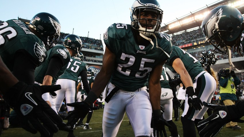 LeSean McCoy Slaps 5 Eagles