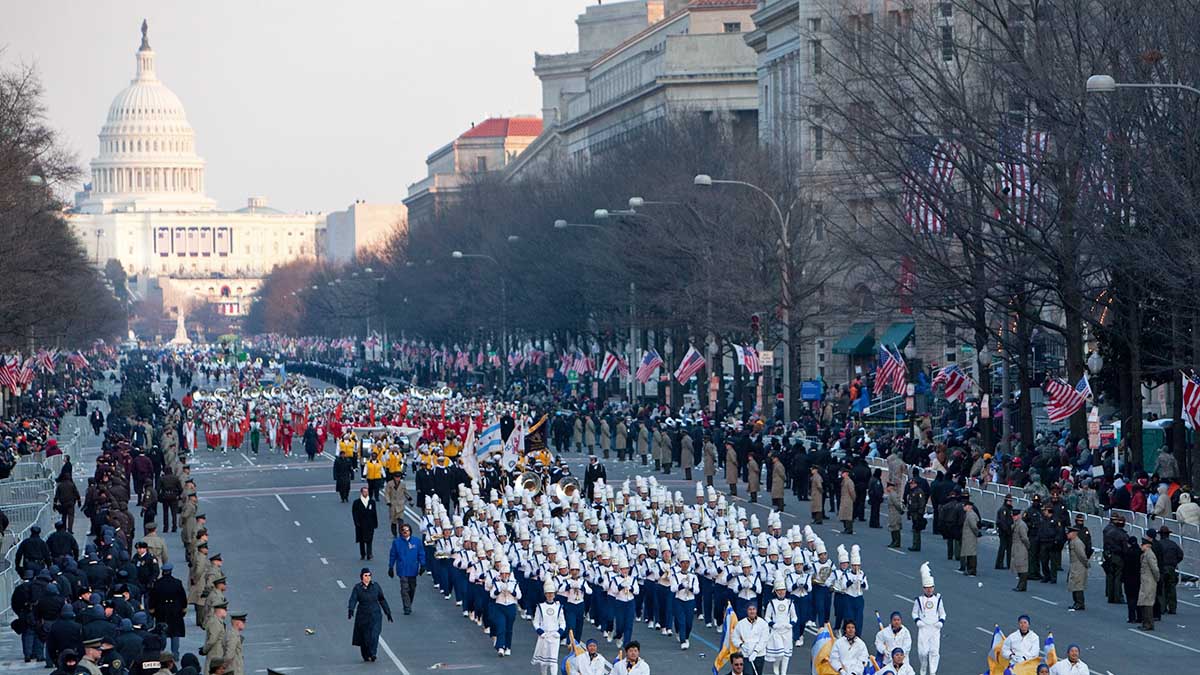 121316 2009 inaugural parade