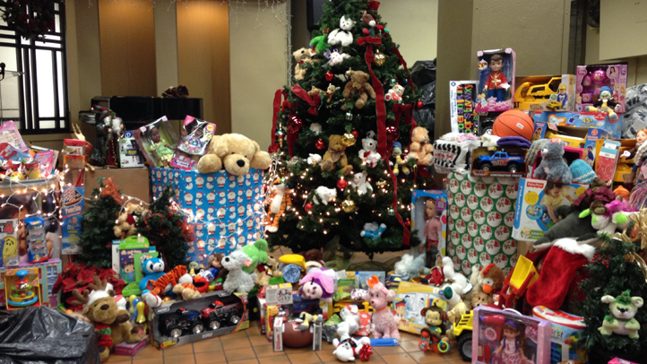 131220-toys-skid-row-mission