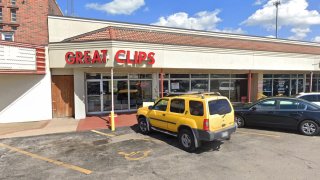 Great Clips, 1864 S. Glenstone Ave., Springfield, Missouri.