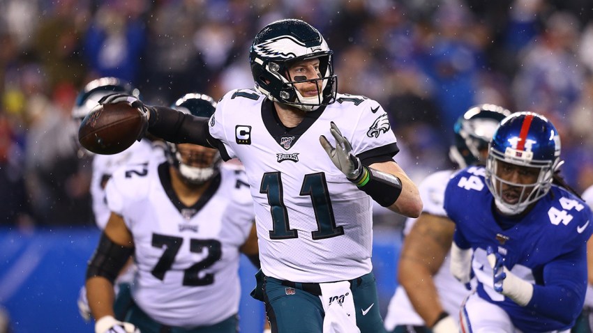 Carson Wentz throws