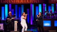 [UGCPHI-CJ-breaking news]NJs Own Rising Country Star Sherry Lynn makes Debut on the Grand Ole Opry