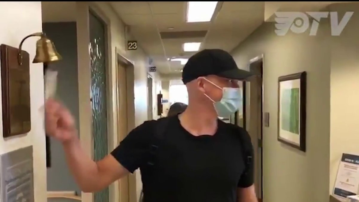 Flyers' Oskar Lindblom completes treatment for rare bone cancer – The  Denver Post
