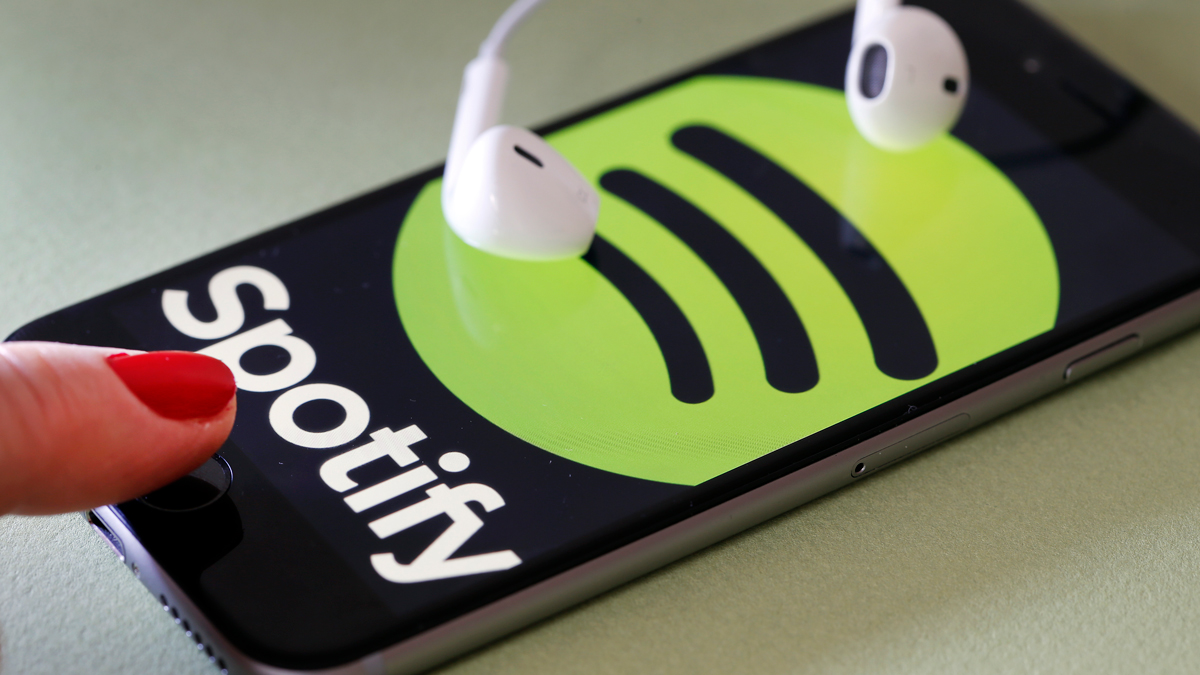 spotify plans to go public