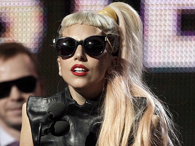 AP-lady-gaga-grammy-bad-romance