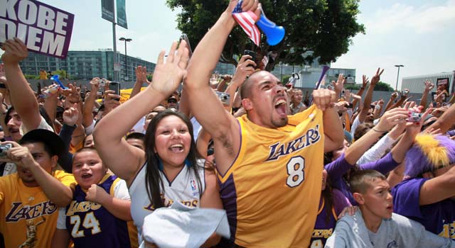 Lakers Parade Basketball