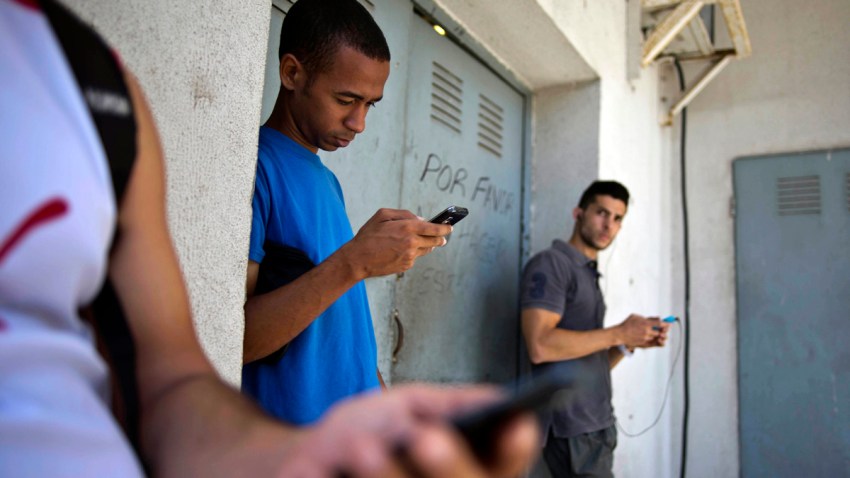 Secret Cuban Twitter