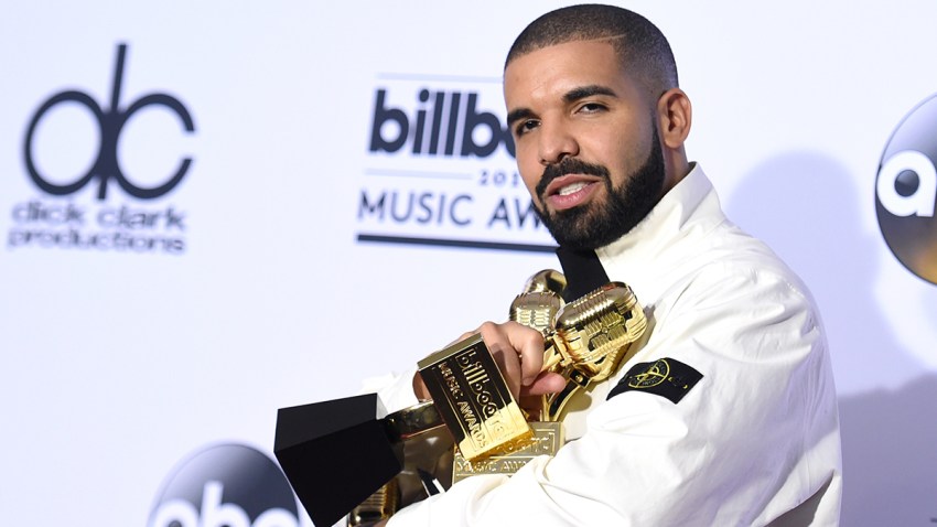 2017 Billboard Music Awards - Press Room