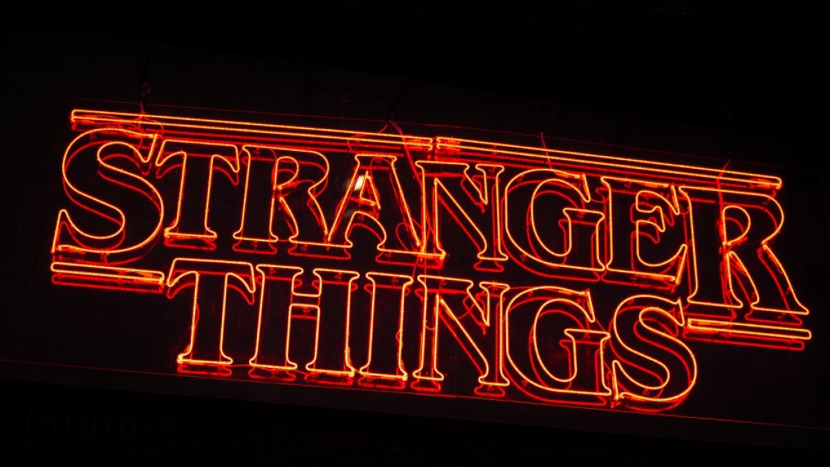 Production on 'Stranger Things' Season 5 begins — see the cast photo – NBC10 Philadelphia - Vimarsana News