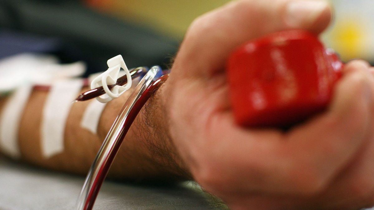Red Cross offers rewards for blood donors ahead of holiday rush – NBC10 ...