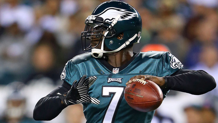 Vick Passes Ball