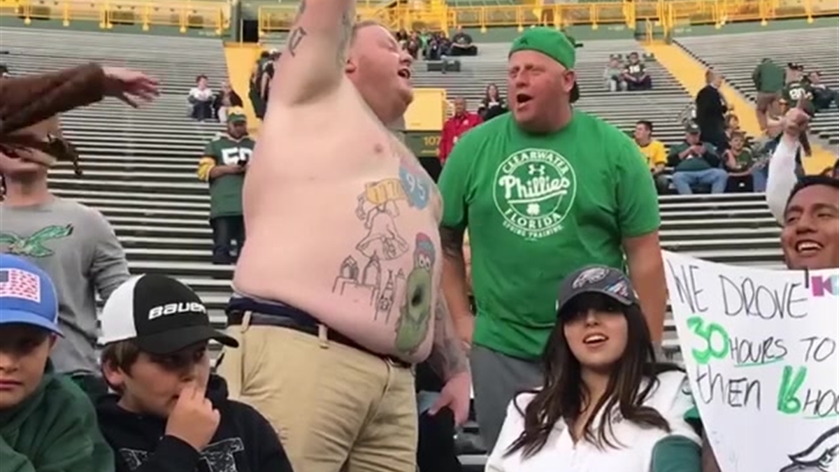 The real EaglesPackers star was a shirtless Birds fan with a Phillie  Phanatic tattoo