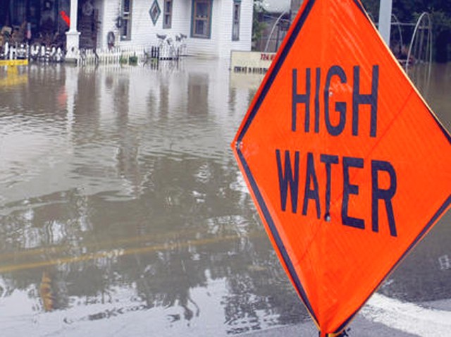 Flooding High Water Sign flod
