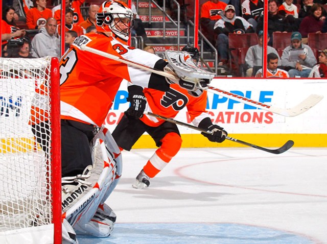 Flyers-Beat-Devils