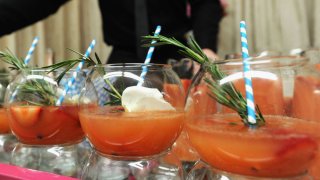 GettyImages-686384308 cocktail generic