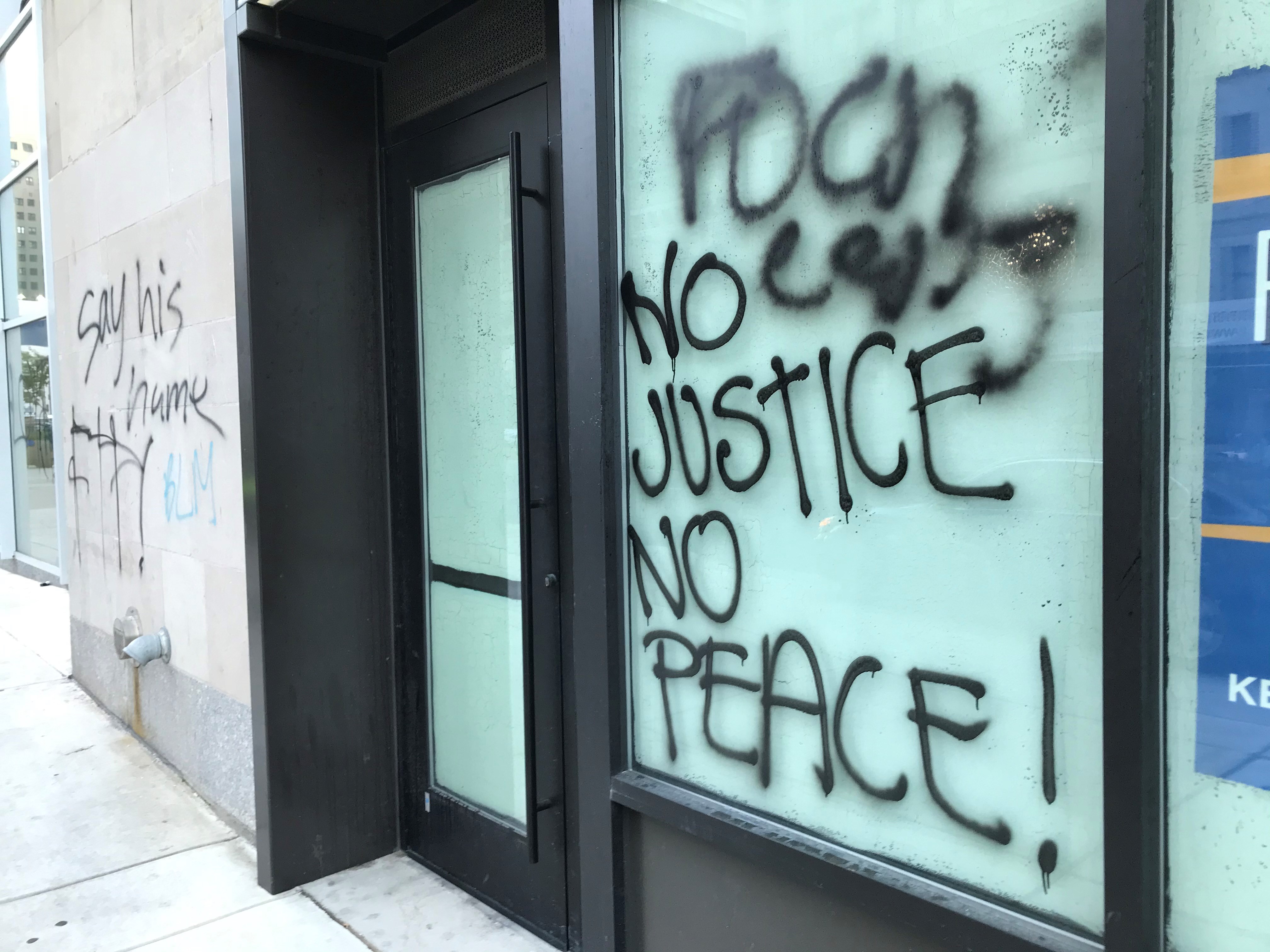 PHOTOS Looting, Violence Erupt After Peaceful Protest in Philadelphia