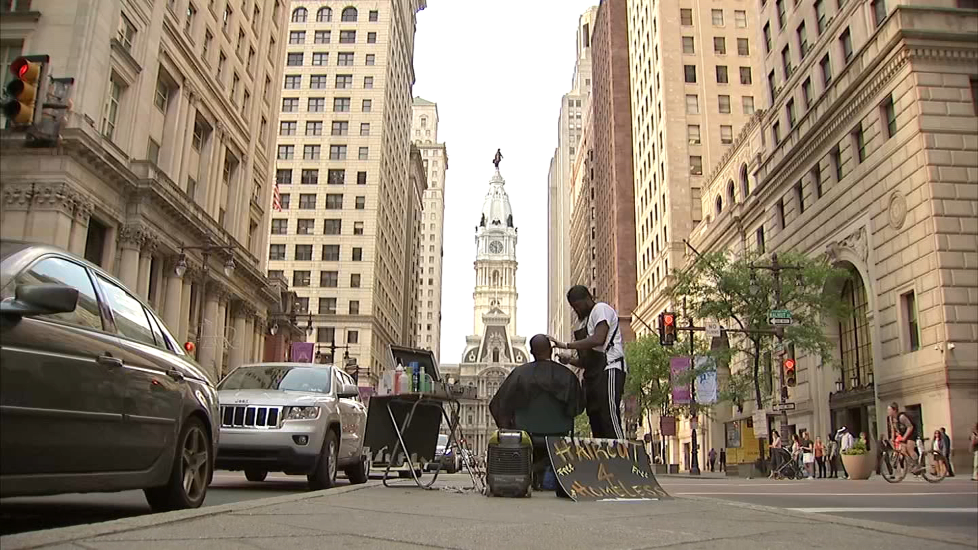 Philly Barber Gives Haircuts To The Homeless Nbc10