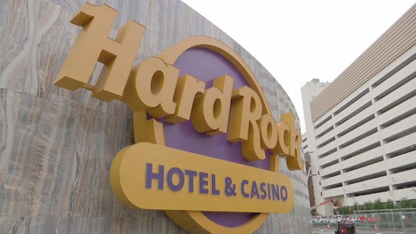 Hard Rock Sign head_28972422