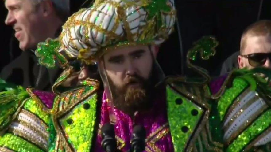 How Did Jason Kelce Get That Mummers Outfit? – NBC10 Philadelphia