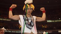 Takeru Kobayashi flexes at Wing Bowl 20.