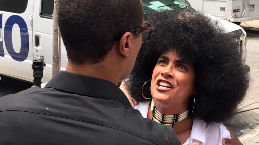 Lily Bernard Confronts Cosby supporter cp