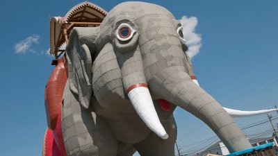 NJ's Lucy the Elephant tramples all other roadside attractions