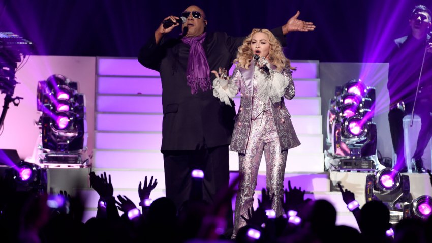 2016 Billboard Music Awards - Show