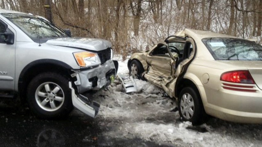 Pregnant Woman Crash Lebanon