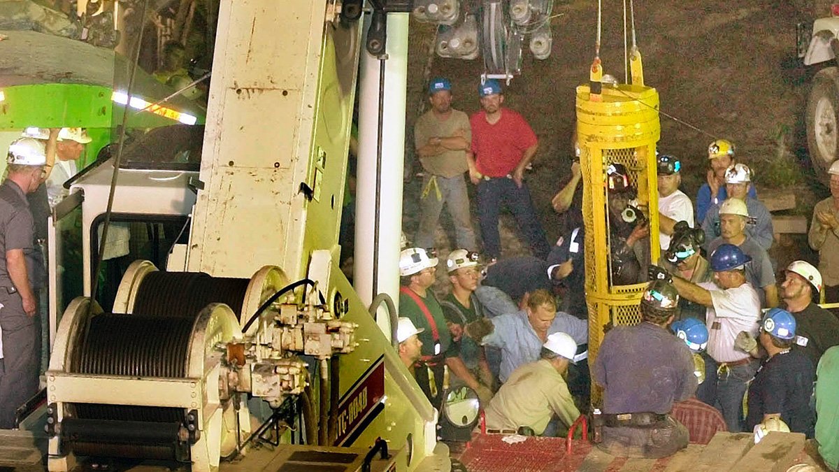 6 of 9 Miners Rescued 20 Years Ago in Pennsylvania Gather for Reunion ...
